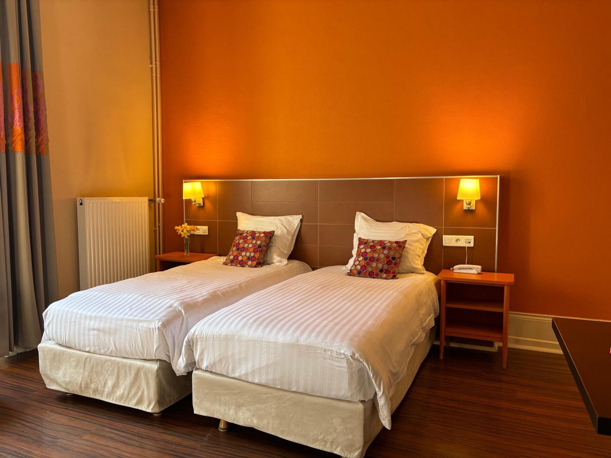 Garden & City Luxeuil Ex Le Metropole Et Les Thermes 外观 照片