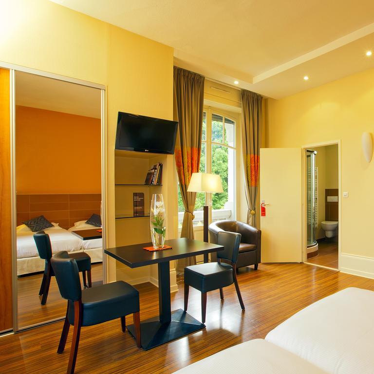 Garden & City Luxeuil Ex Le Metropole Et Les Thermes 外观 照片
