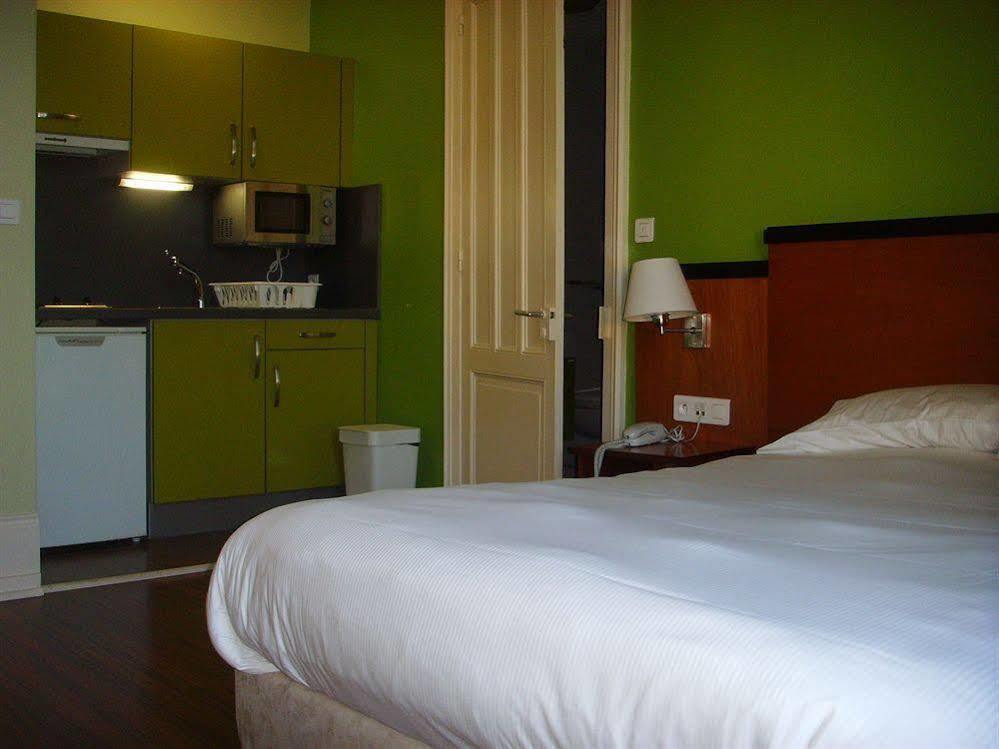 Garden & City Luxeuil Ex Le Metropole Et Les Thermes 外观 照片